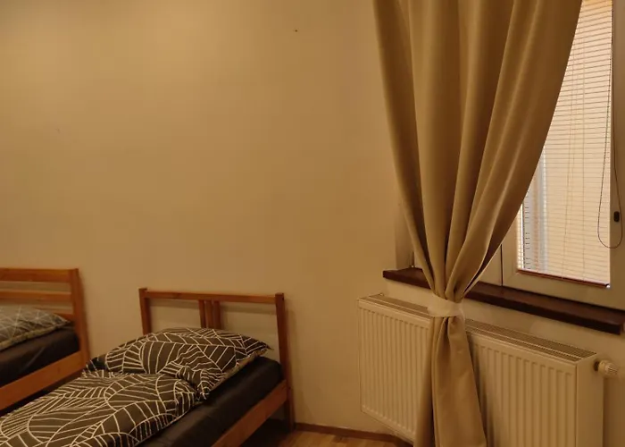 Lejlighed Fast In The Centrum With Free Private Parking *